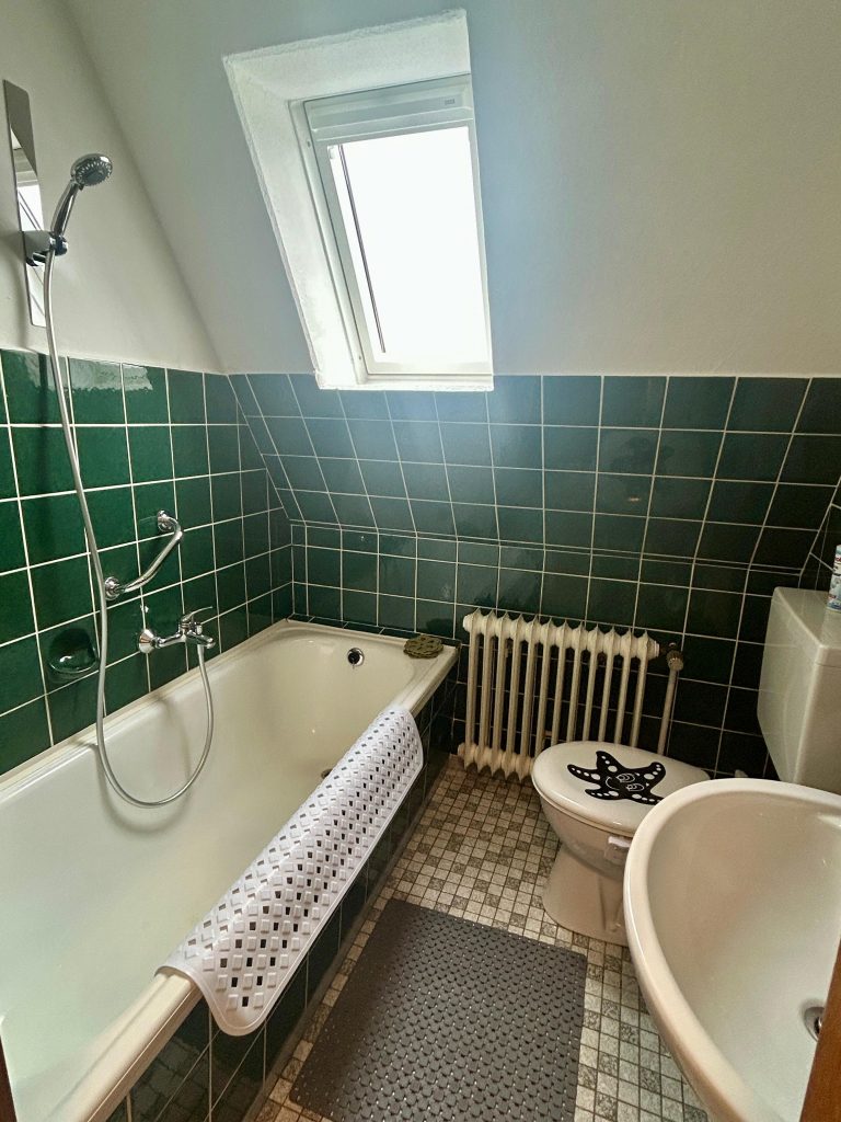Badezimmer der Ferienwohnung Zur Mühle in Burhave